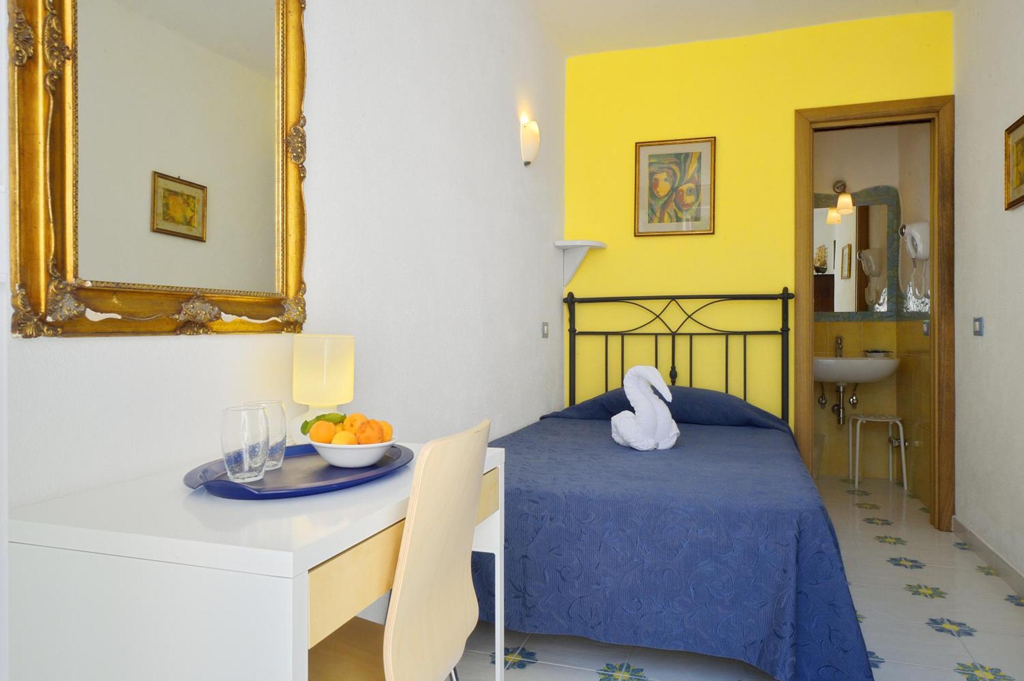 Bnb Le Isole Forio  Phòng bức ảnh
